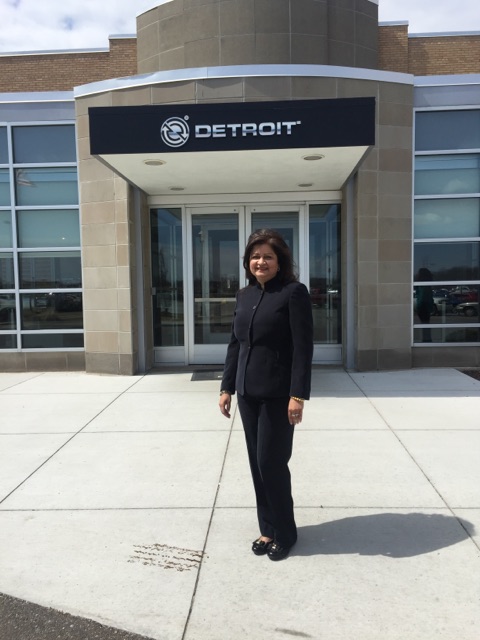 Hena Husain at Daimler Chrysler